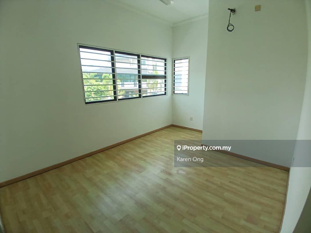 Rumah Teres untuk Disewa di Bandar Bukit Raja, Klang oleh Karen Ong - iProperty.com.my