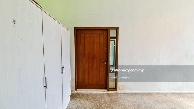 Bungalow House for Sale in Petaling Jaya, Selangor by Paul Joseph - iProperty.com.my