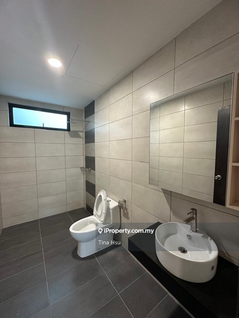 Service Residence for Sale in Molek Regency by Tina Hsu - iProperty.com.my