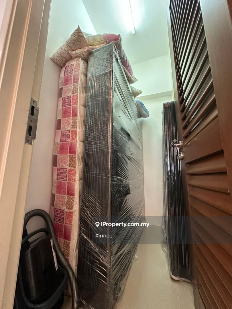 Condominium for Rent in Bayu Ferringhi Condominiums by Xinnee - iProperty.com.my