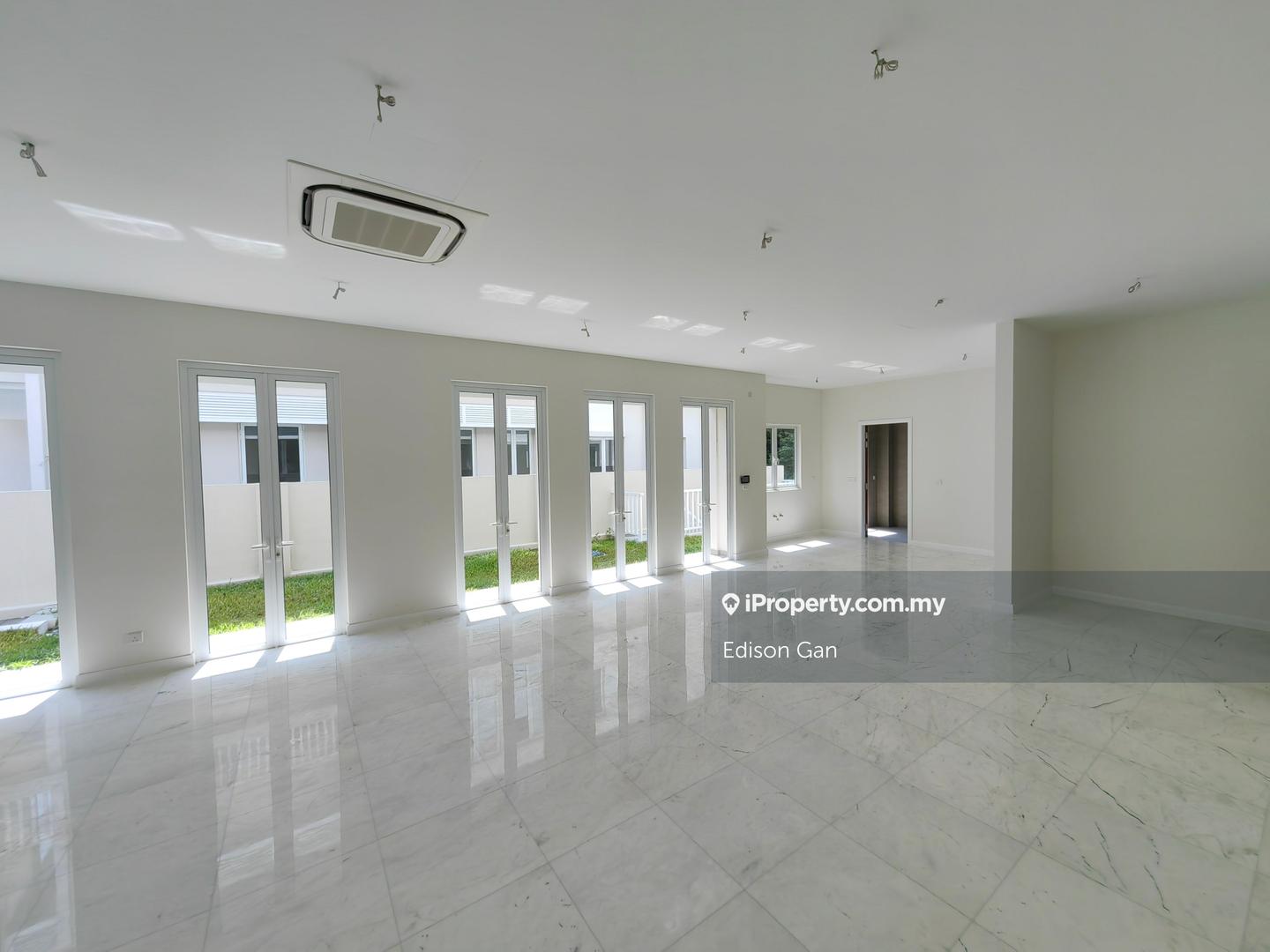 Rumah Berkembar untuk Dijual di Mont Kiara, Kuala Lumpur oleh Edison Gan - iProperty.com.my
