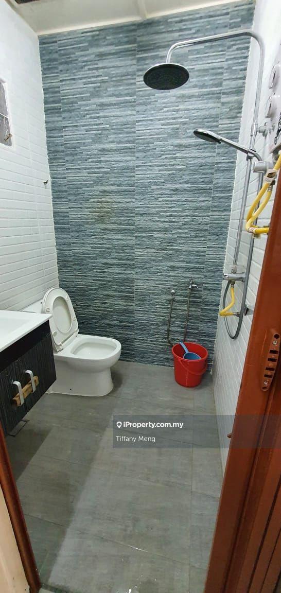 Rumah Berangkai 2 Tingkat untuk Dijual di RENOVATED @ Taman Pinggiran, Batu Caves, Gombak, Batu Caves oleh Tiffany Meng - iProperty.com.my