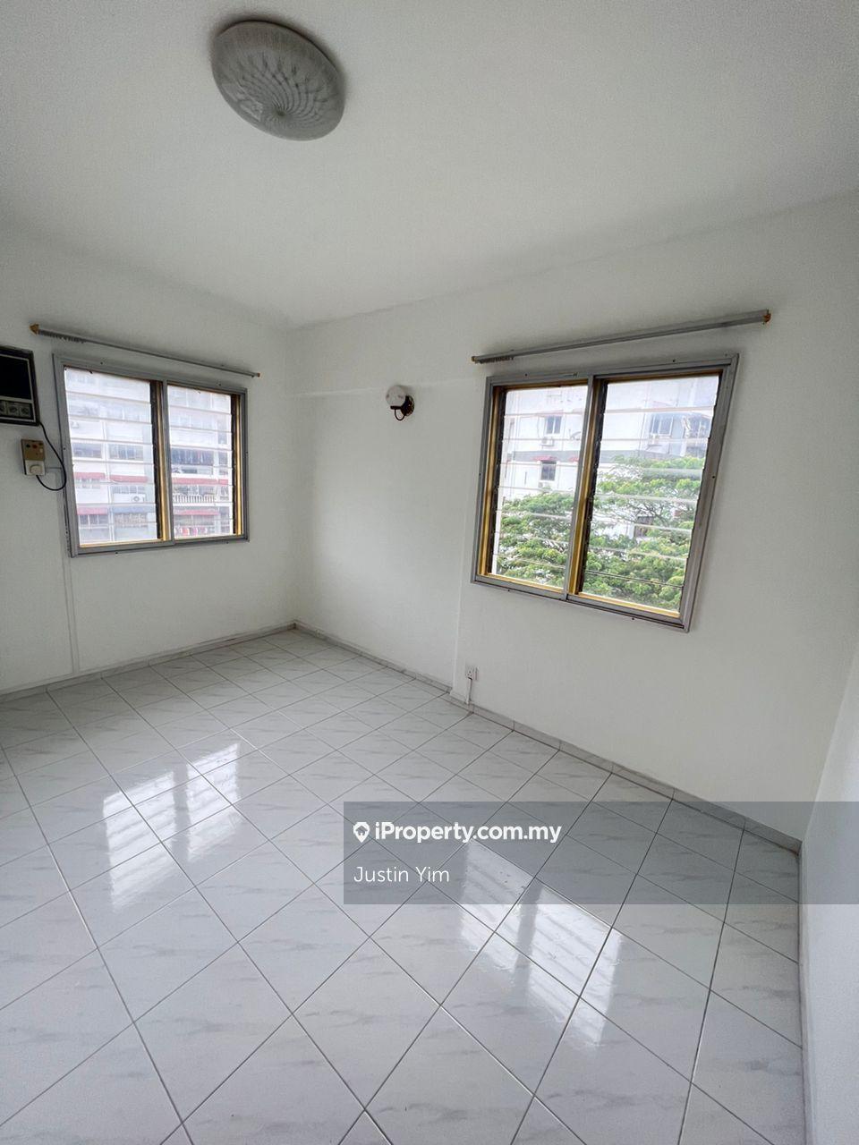 Pangsapuri untuk Dijual di Segar Apartments oleh Justin Yim - iProperty.com.my