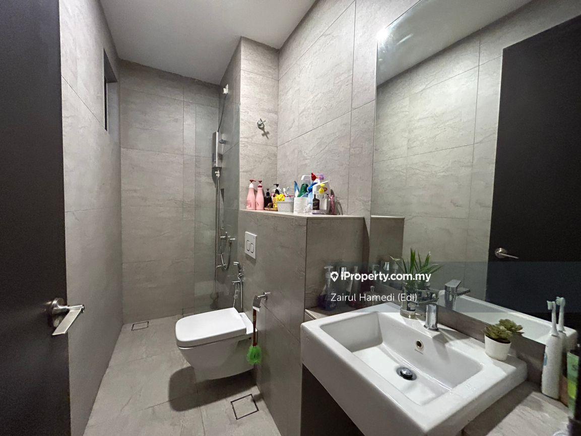 Rumah Bandar untuk Dijual di Bukit Jelutong, Shah Alam oleh Zairul Hamedi (Edi) - iProperty.com.my