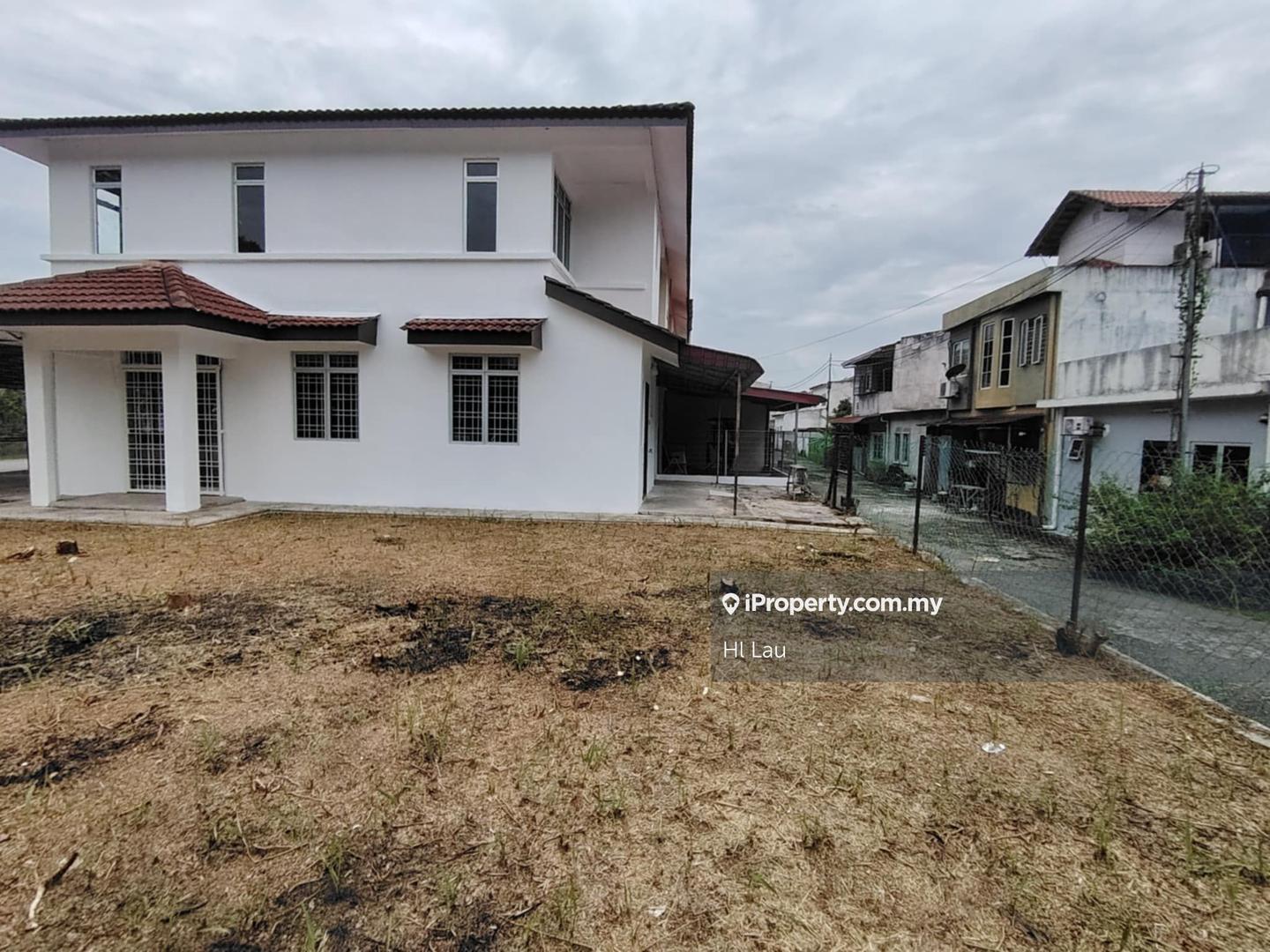 Rumah Berangkai 2 Tingkat untuk Dijual di Taman Tasik Kesuma 2 Sty Free hold Corner House, Semenyih oleh Hl Lau - iProperty.com.my