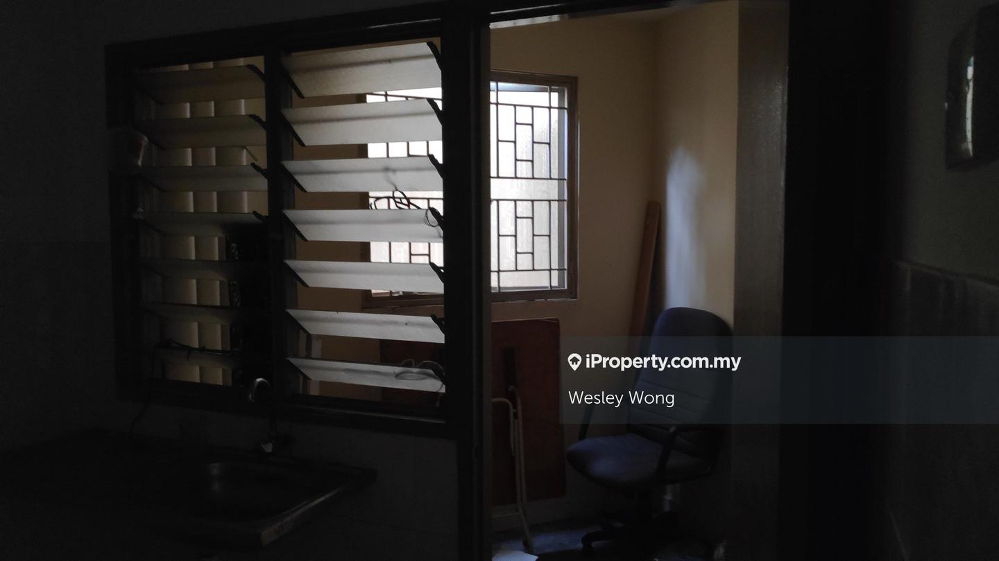 Apartment for Sale in Crystal Tower (Pangsapuri Kristal) by Wesley Wong - iProperty.com.my