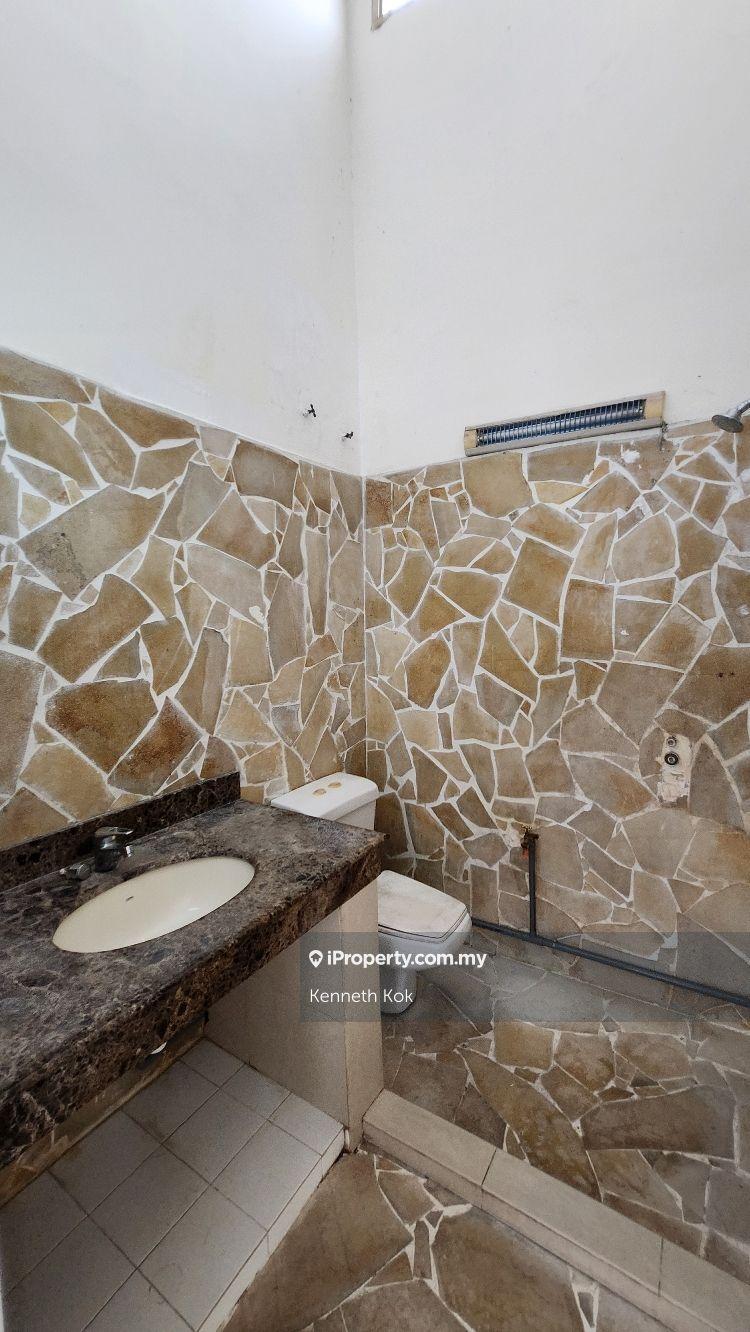 Rumah Berangkai 2 Tingkat untuk Dijual di SS12, Subang Jaya oleh Kenneth Kok - iProperty.com.my