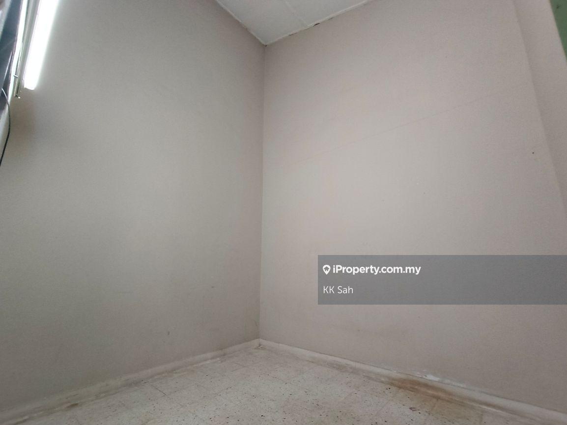 Rumah Berangkai 1 Tingkat untuk Dijual di gh13c, Kajang oleh KK Sah - iProperty.com.my