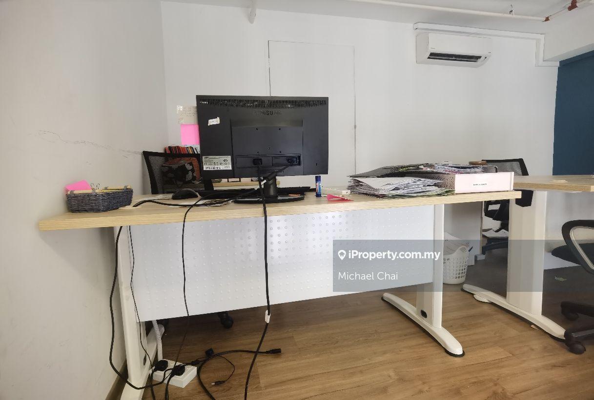 Service Residence for Sale in Pinnacle Petaling Jaya by Michael Chai - iProperty.com.my