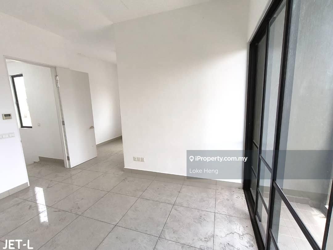 Semi-Detached House for Sale in Setia Utama, Setia Alam by Loke Heng - iProperty.com.my