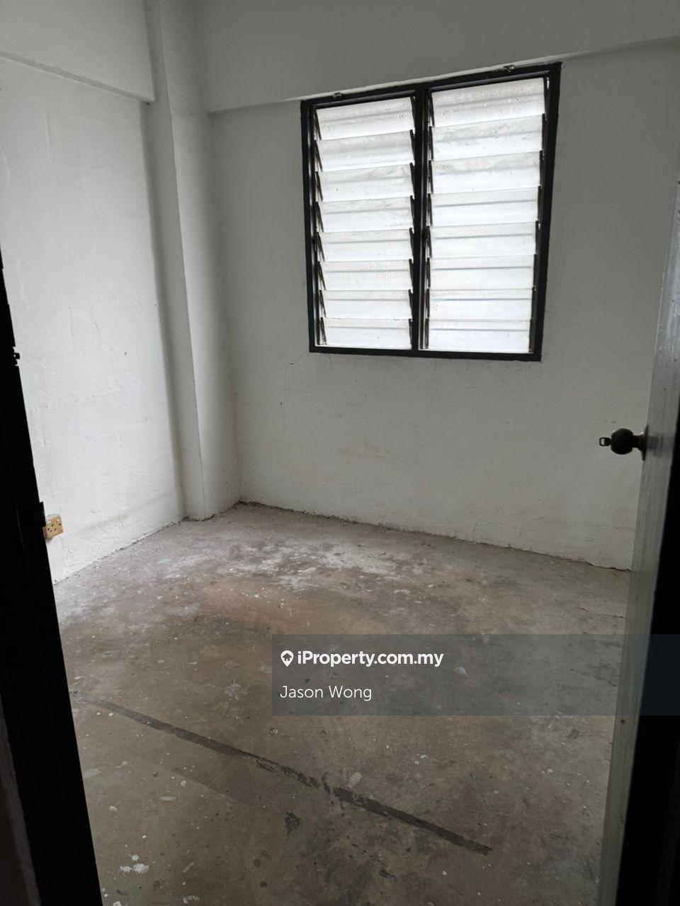 Rumah Pangsa untuk Dijual di Flat Danau Kota oleh Jason Wong - iProperty.com.my