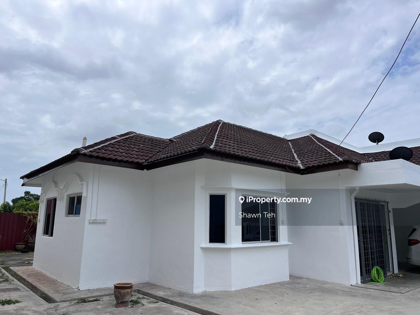 Semi-Detached House for Sale in Bukit Cheng, Cheng by Shawn Teh - iProperty.com.my