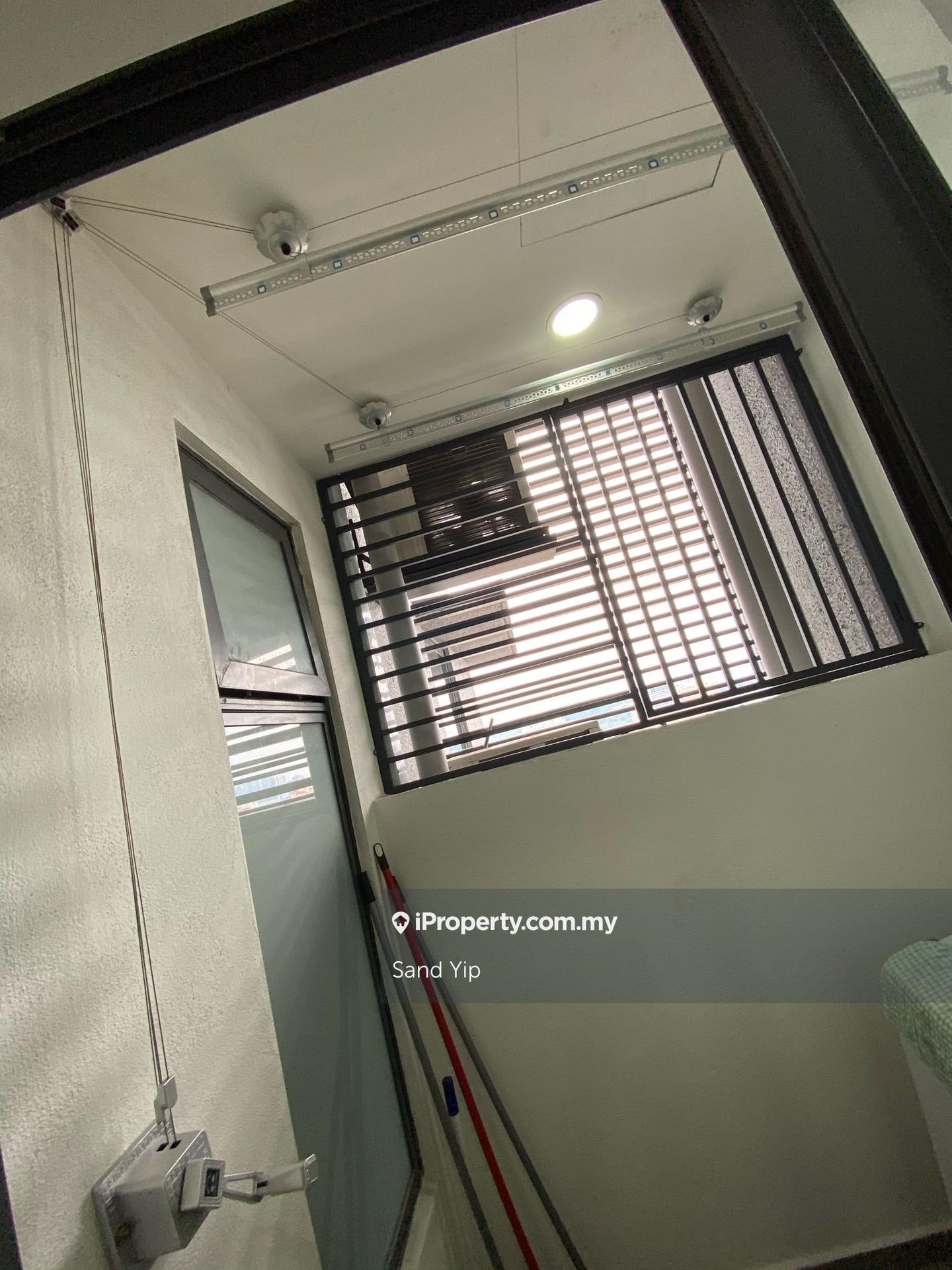 Service Residence for Rent in Seventeen Residences (Biji Living) by Sand Yip - iProperty.com.my