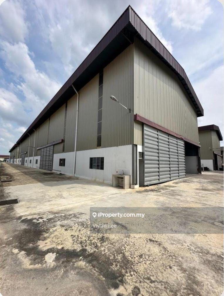 Gudang untuk Disewa di Kampung Baru Subang, Subang Jaya oleh Vivian Lee - iProperty.com.my