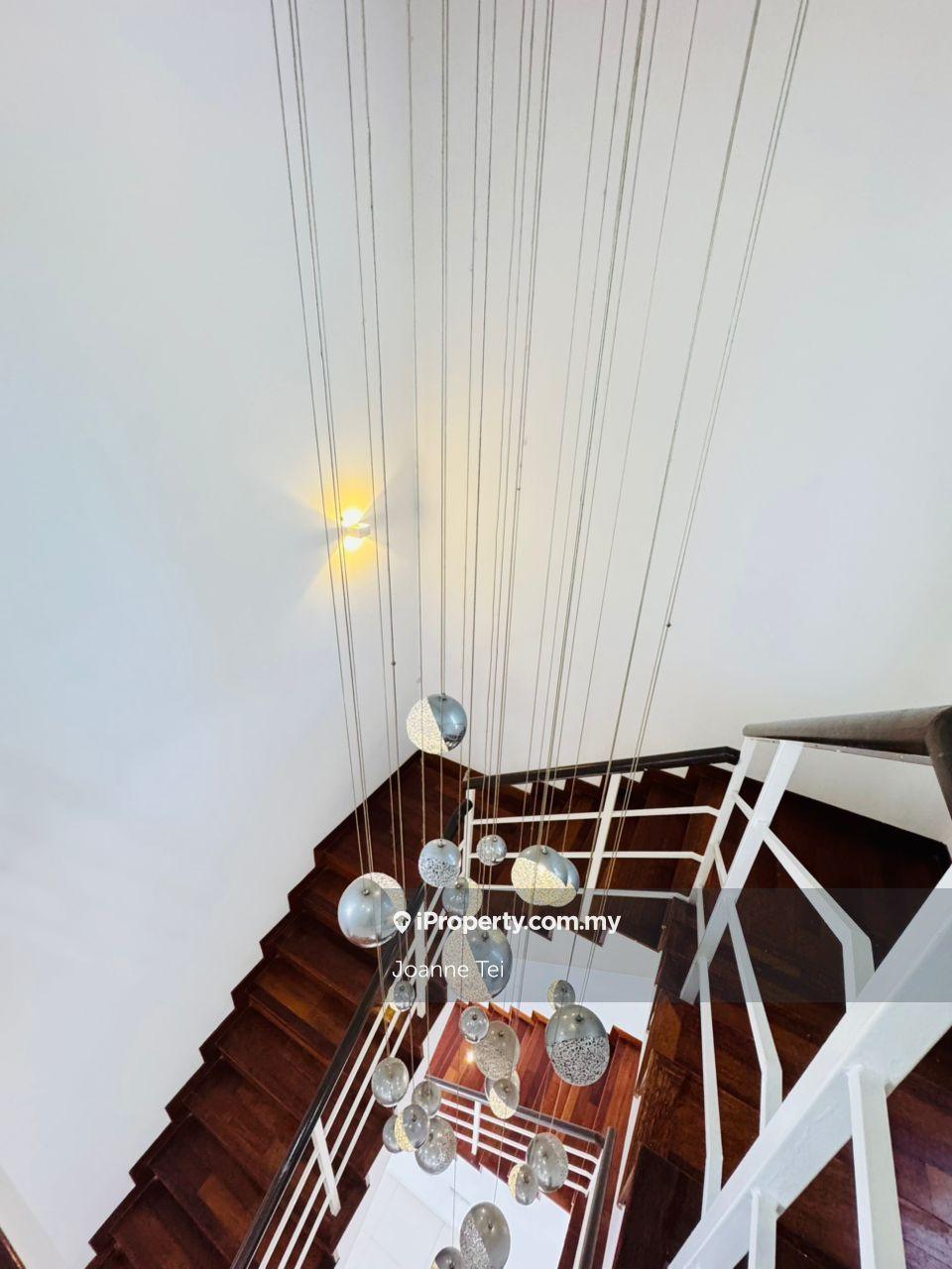 Rumah Berkembar untuk Dijual di MyDiva Homes @ Perdana Lakeview East, Cyberjaya oleh Joanne Tei - iProperty.com.my