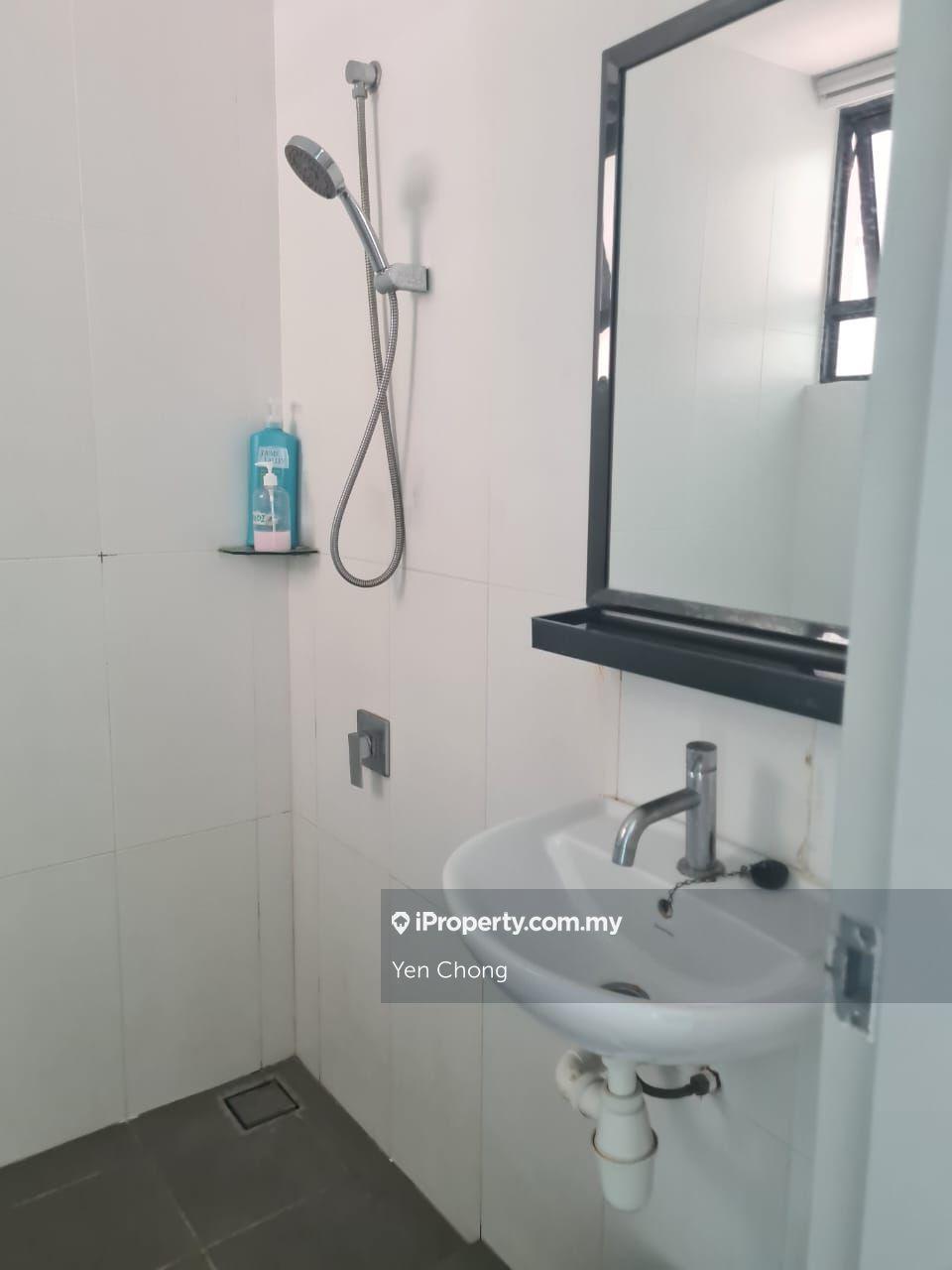 Service Residence for Sale in D'Wharf Residence by Yen Chong - iProperty.com.my