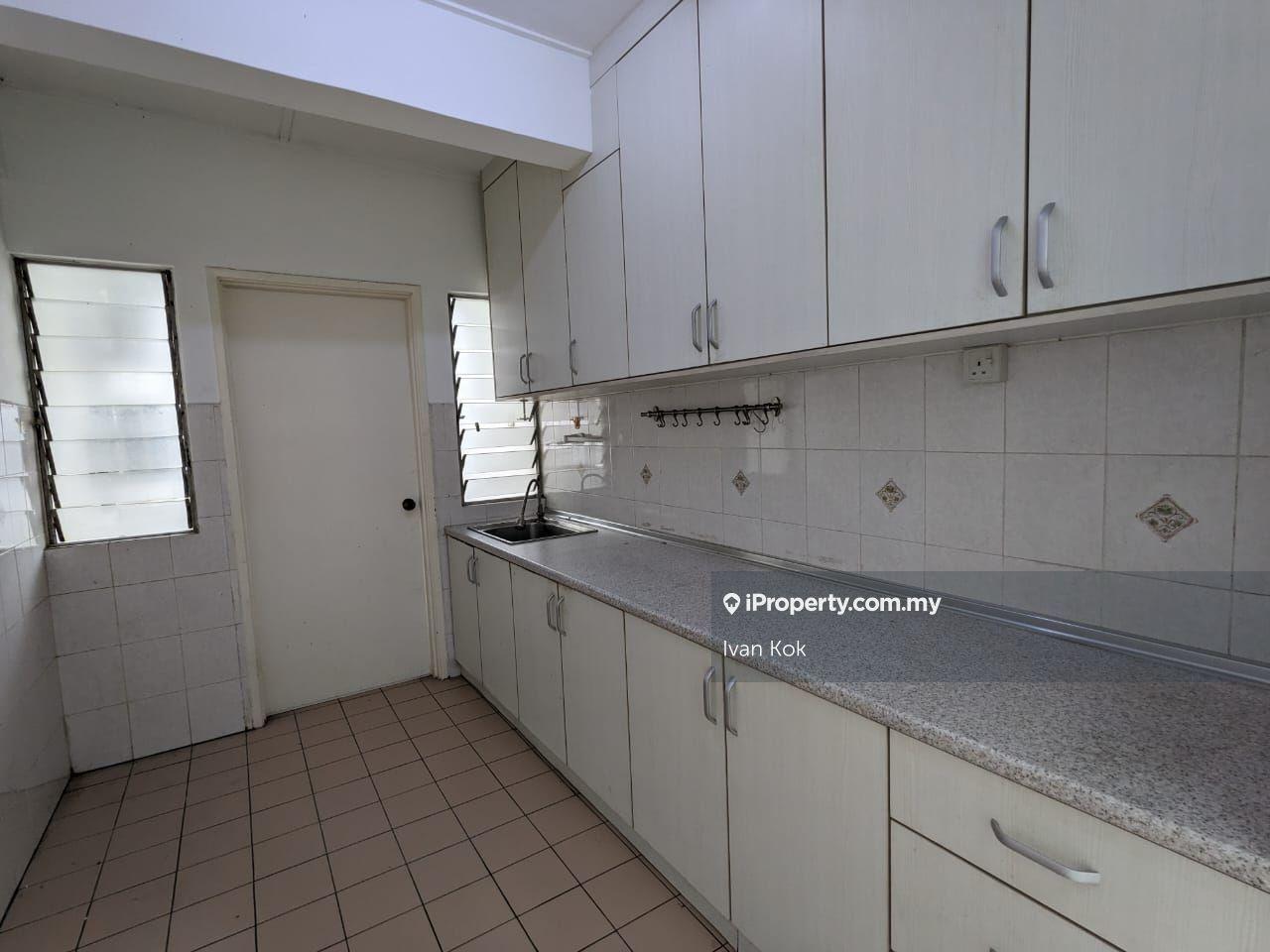 Kondominium untuk Dijual di Puncak Seri Kelana oleh Ivan Kok - iProperty.com.my