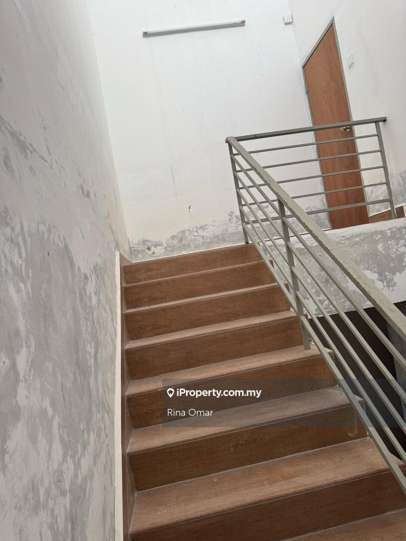 Shop-Office for Sale in Jelapang, Ipoh by Rina Omar - iProperty.com.my