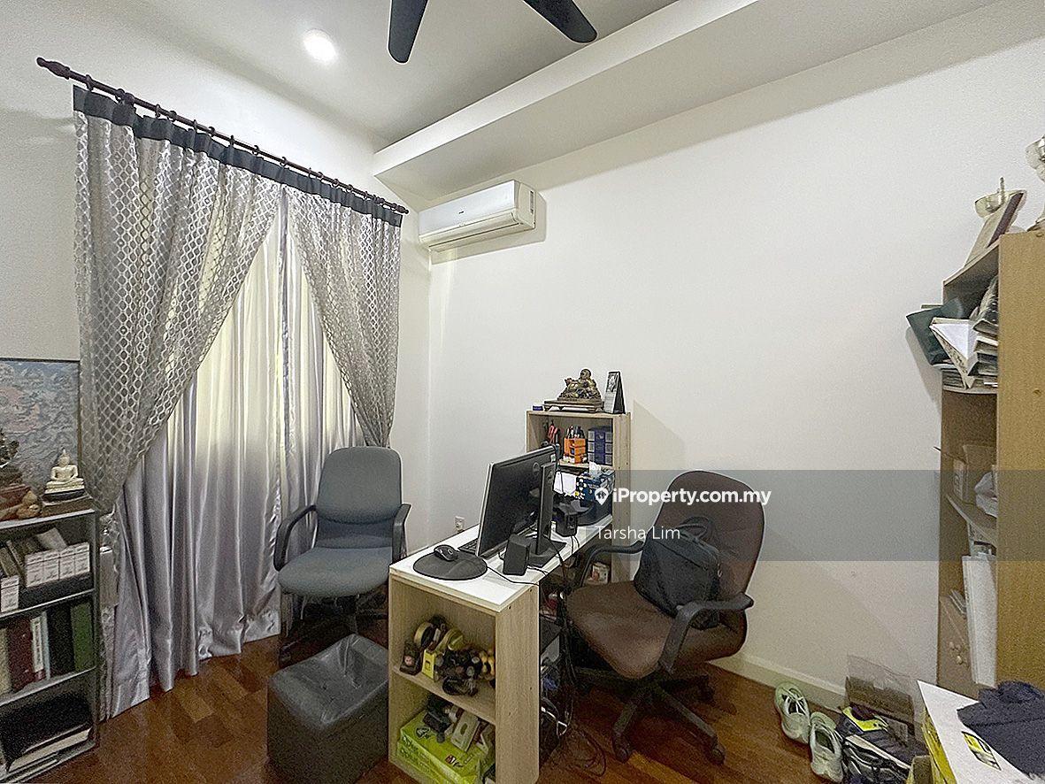 Kondominium untuk Dijual di Surian Residences oleh Tarsha Lim - iProperty.com.my