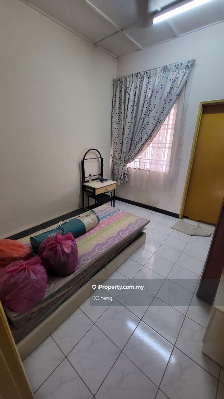 Rumah Berangkai 2 Tingkat untuk Dijual di Mahkota Cheras, Cheras oleh KC Yeng - iProperty.com.my