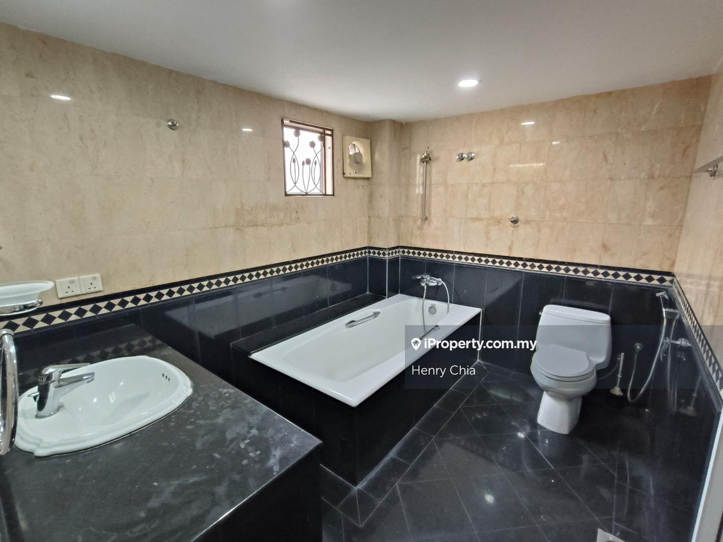 Rumah Berangkai 2 Tingkat untuk Disewa di Taman Bukit Pantai, Bangsar oleh Henry Chia - iProperty.com.my