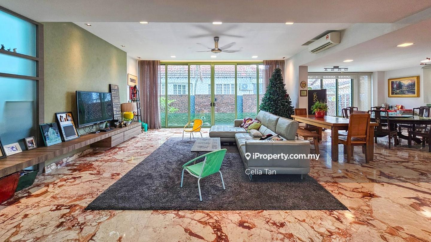 Bungalow House for Sale in Usj 5, Subang Jaya by Celia Tan - iProperty.com.my