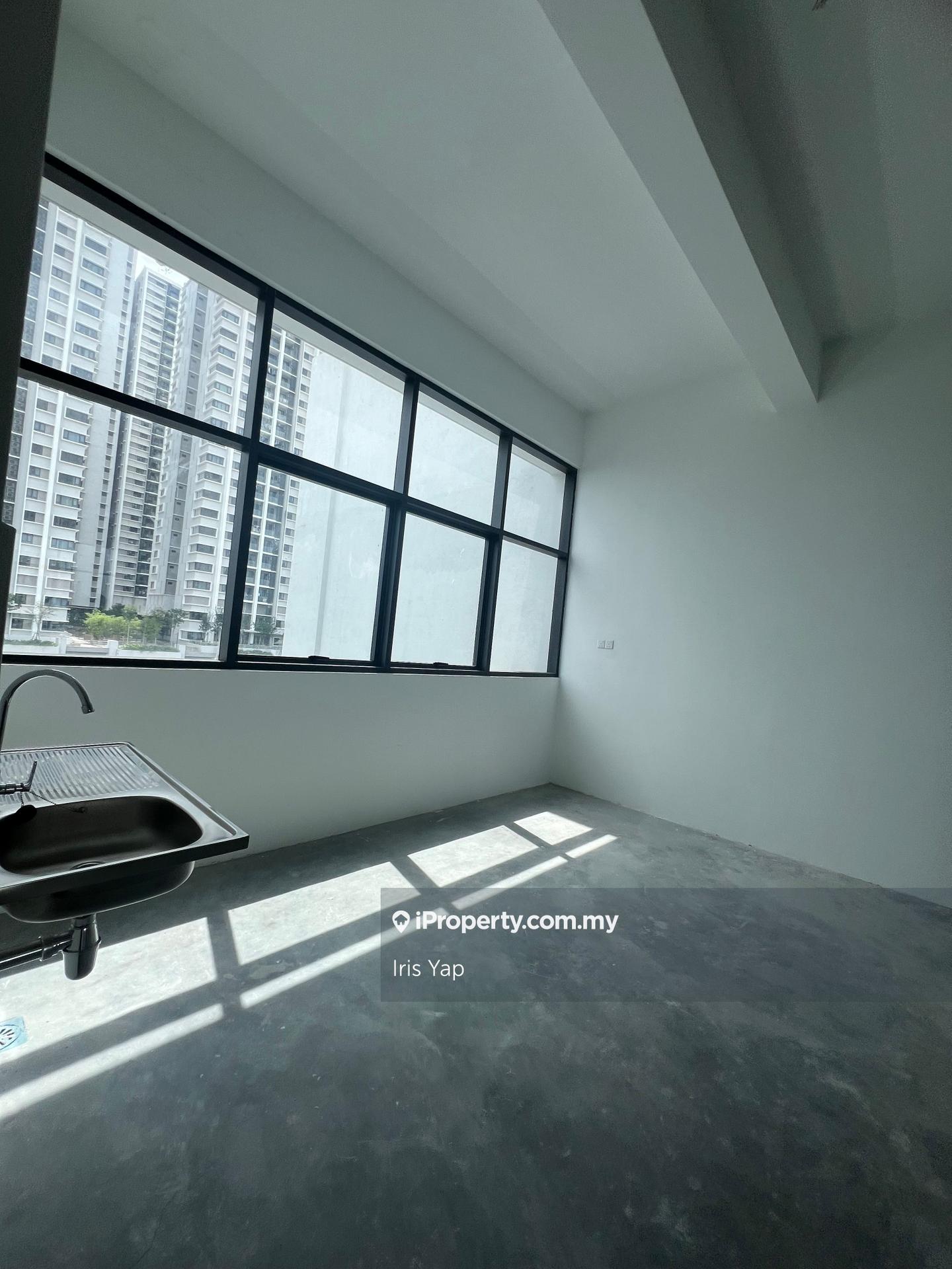 Pejabat-Runcit untuk Dijual di Akasa Business Park Cheras South ,balakong, Balakong oleh Iris Yap - iProperty.com.my