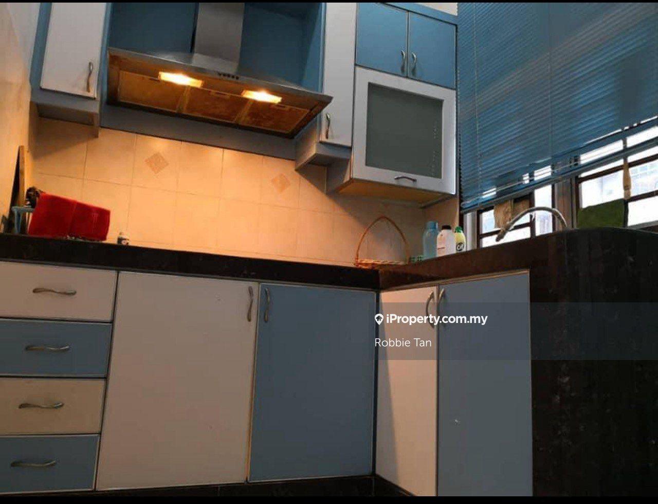 Rumah Berangkai 2 Tingkat untuk Dijual di Taman Austin Perdana, Tebrau oleh Robbie Tan - iProperty.com.my