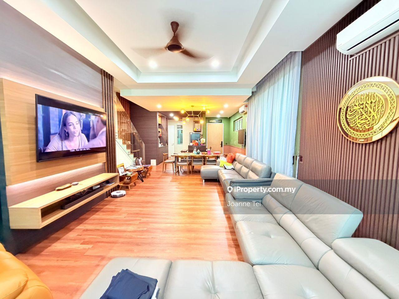 Rumah Berangkai 3 Tingkat untuk Dijual di Schubert, Symphony Hills, Cyberjaya, Cyberjaya oleh Joanne Tei - iProperty.com.my