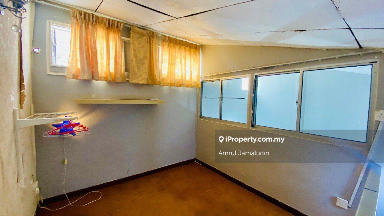 Rumah Berangkai 2 Tingkat untuk Dijual di Taman Zooview, Ampang oleh Amrul Jamaludin - iProperty.com.my