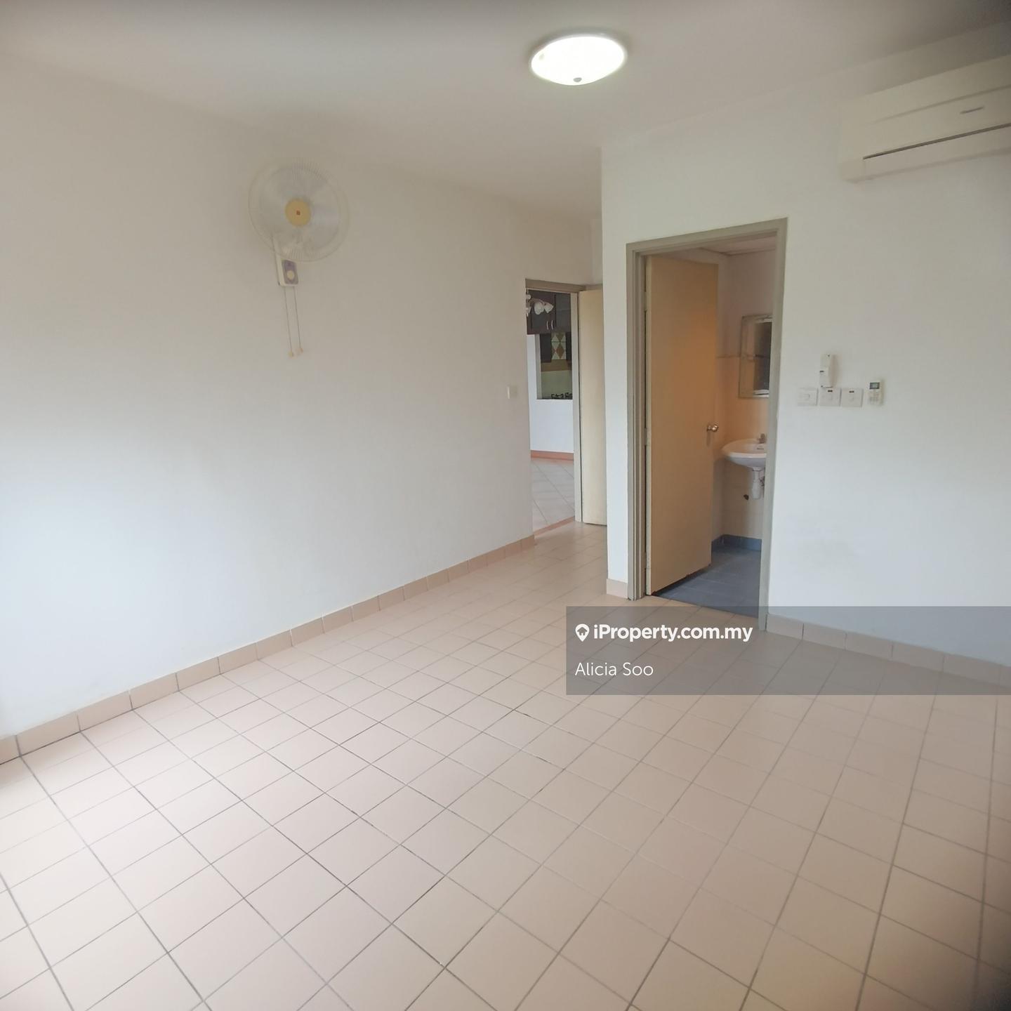 Kondominium untuk Dijual di Perdana Exclusive oleh Alicia Soo - iProperty.com.my