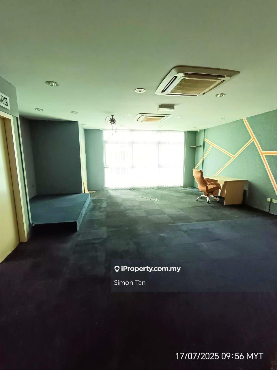 Pejabat untuk Dijual di Petaling Jaya, Selangor oleh Simon Tan - iProperty.com.my