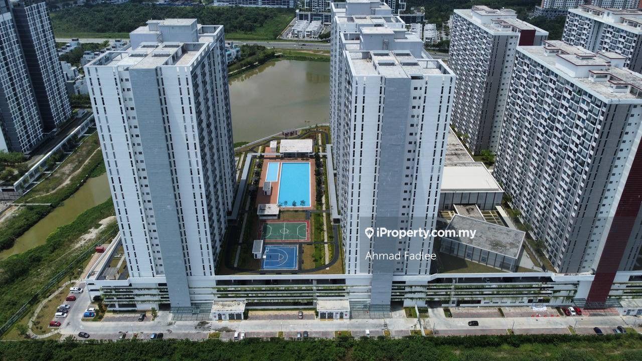 Condominium for Sale in Lakefront Homes by Ahmad Fadlee - iProperty.com.my