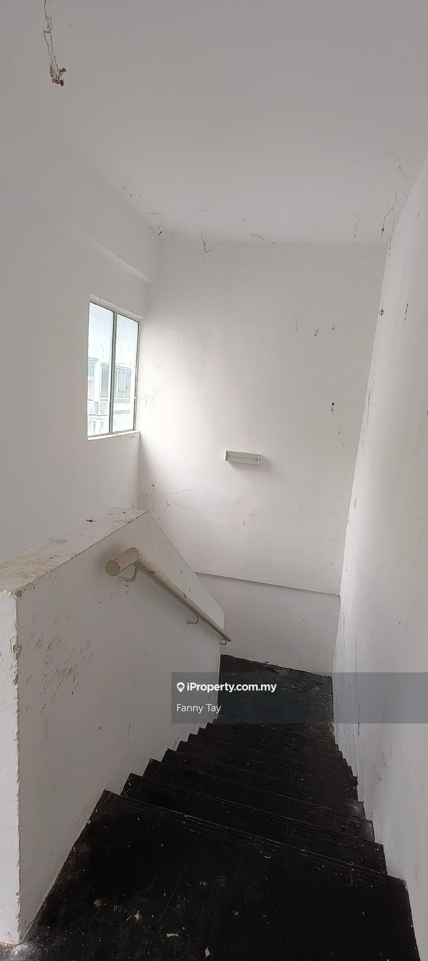 Kedai untuk Disewa di Saujana Puchong, Puchong oleh Fanny Tay - iProperty.com.my