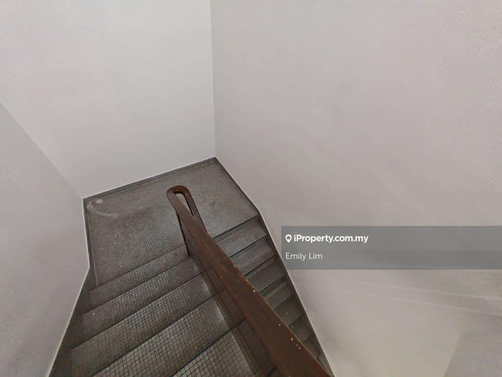 Bungalow House for Sale in Taman Melawis, Klang by Emily Lim - iProperty.com.my