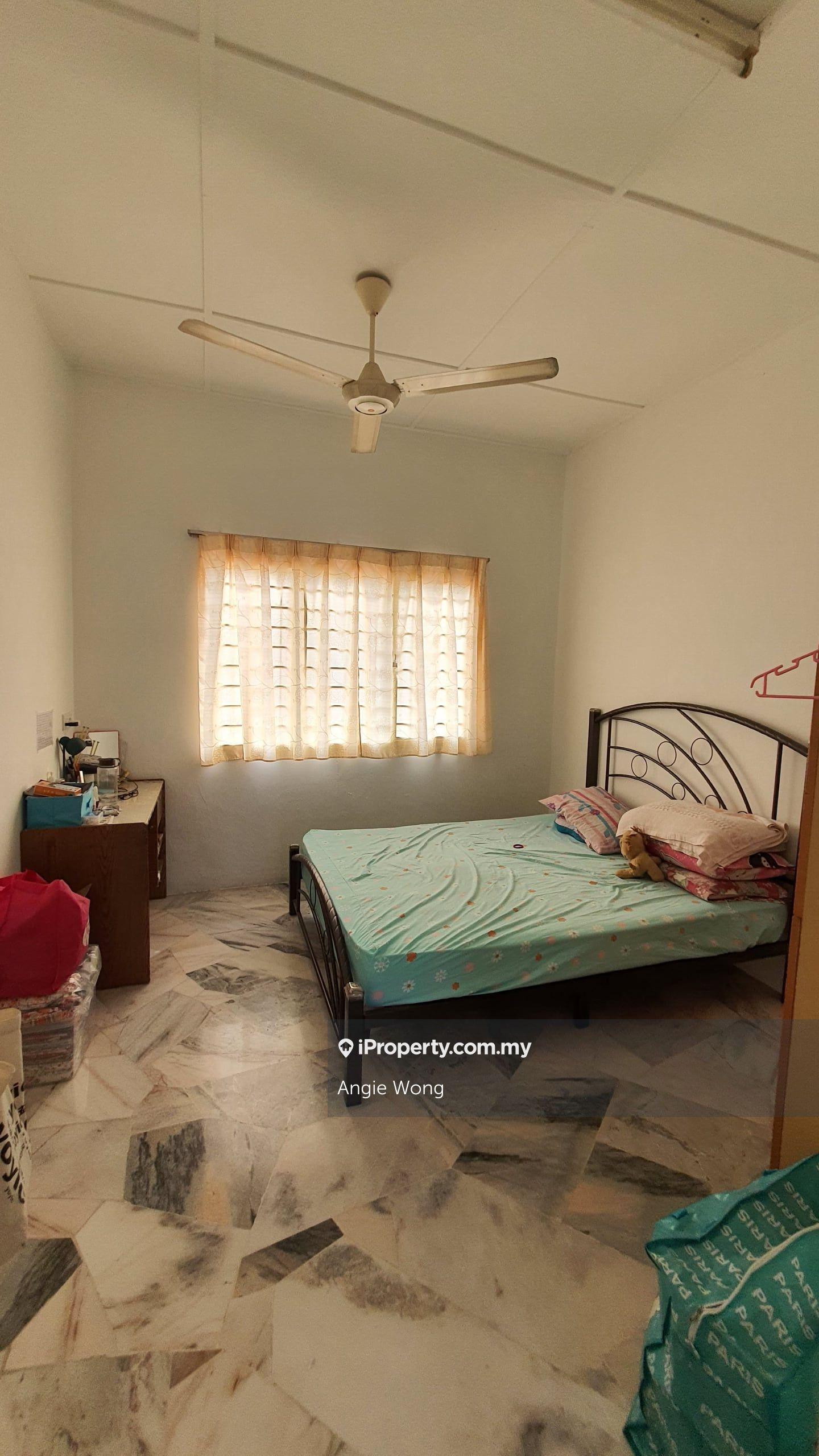 Rumah Berangkai 2 Tingkat untuk Dijual di Taman Rakan Cheras, Cheras oleh Angie Wong - iProperty.com.my