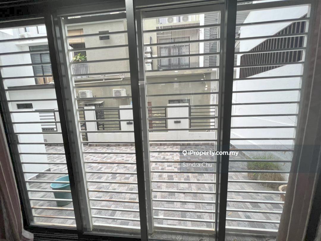 Rumah Berangkai 2 Tingkat untuk Dijual di U16, Elmina Gardens, Shah Alam oleh Sandra Chu - iProperty.com.my