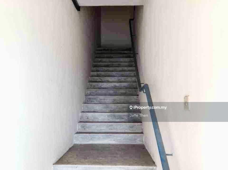 Shop-Office for Sale in cheng utama 3 storey Shop, Melaka City by Jaffe Then - iProperty.com.my