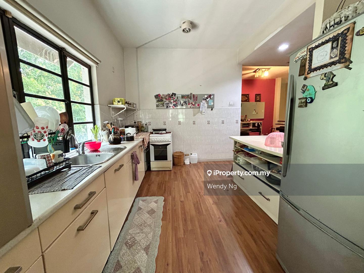 Townhouse for Sale in Sunway Damansara, Kota Damansara by Wendy Ng - iProperty.com.my