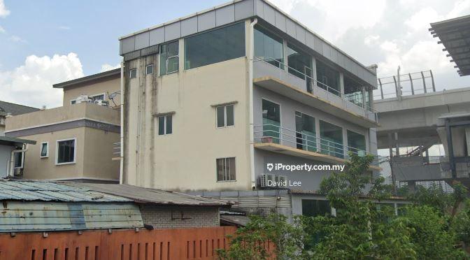Banglo Komersial untuk Disewa di balakong, Seri Kembangan oleh David Lee - iProperty.com.my