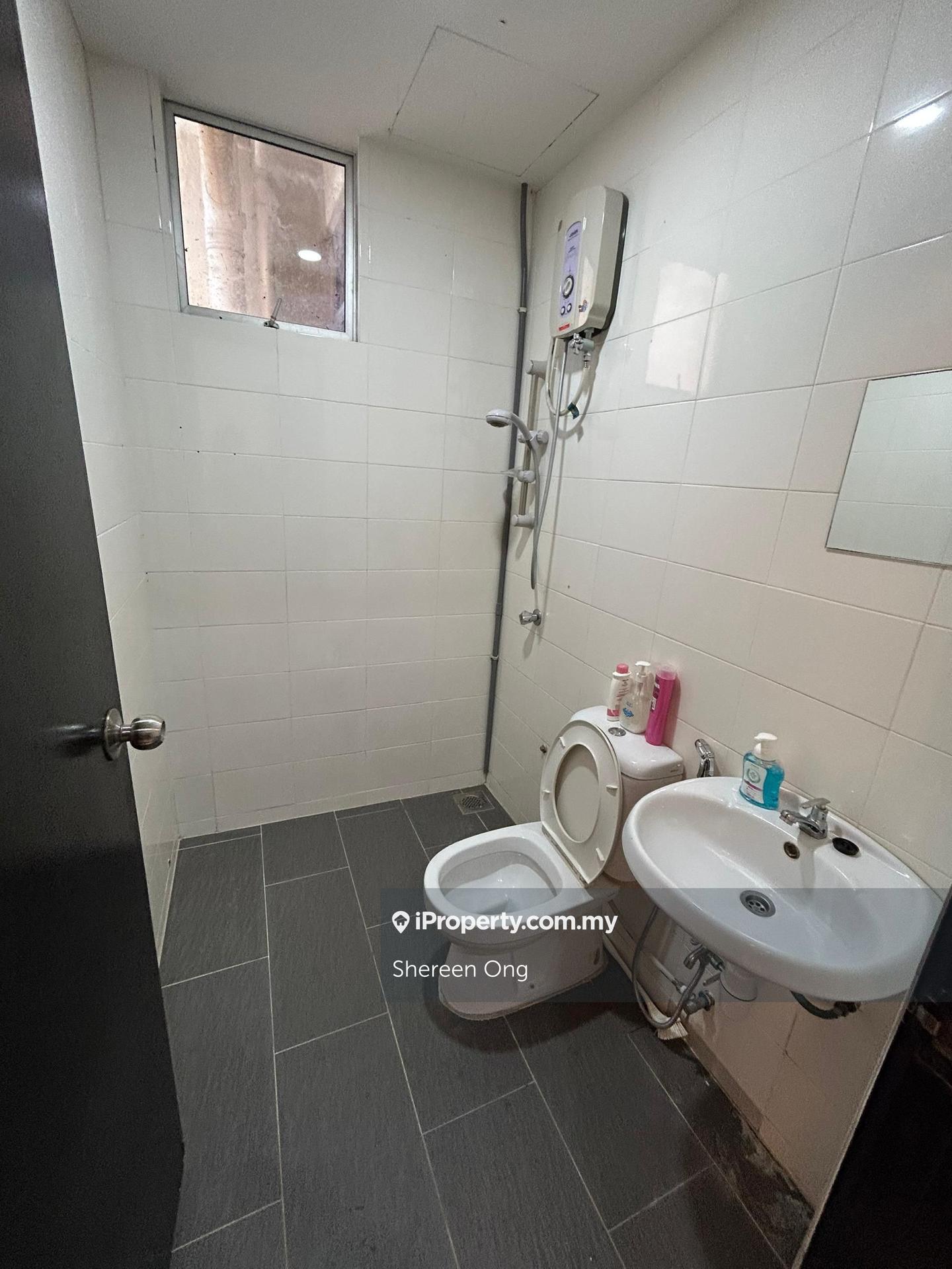 Residensi Servis untuk Dijual di Diamond Regency oleh Shereen Ong - iProperty.com.my