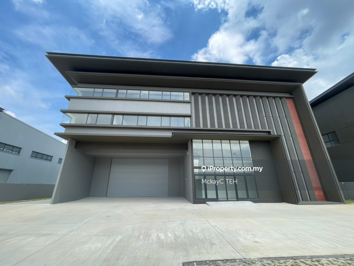 Semi-D Kilang untuk Disewa di Elmina business park, Sungai Buloh oleh MckayC TEH - iProperty.com.my