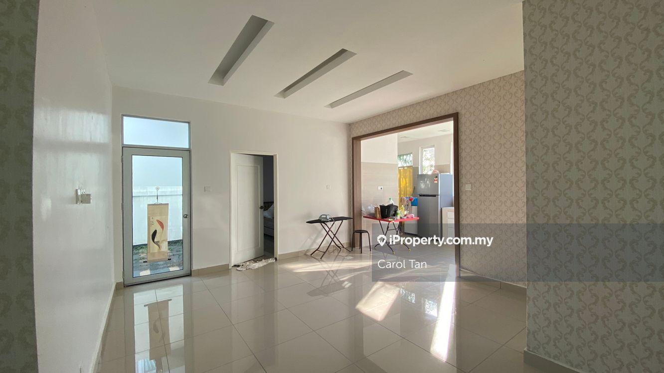Rumah Berkembar untuk Dijual di Bandar Putra, Kulai oleh Carol Tan - iProperty.com.my