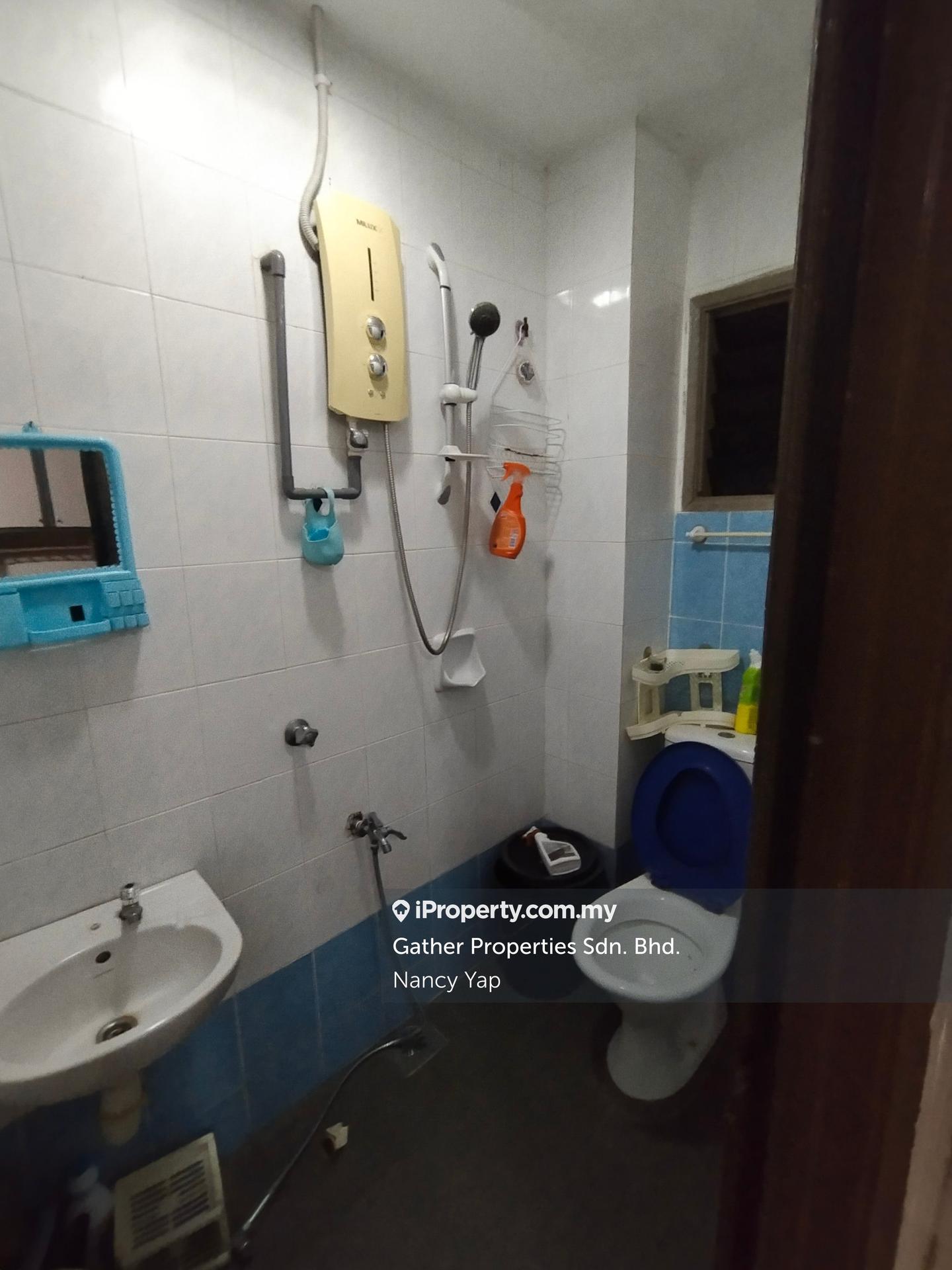 Rumah Berangkai 2 Tingkat untuk Disewa di Subang Bestari, Shah Alam oleh Nancy Yap - iProperty.com.my