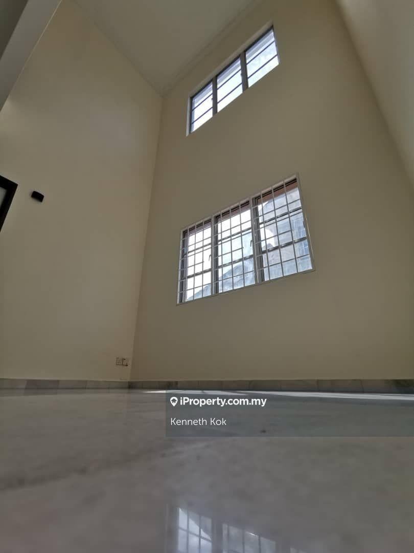 Rumah Berangkai 2.5 Tingkat untuk Dijual di Taman Puchong Impian, Puchong oleh Kenneth Kok - iProperty.com.my