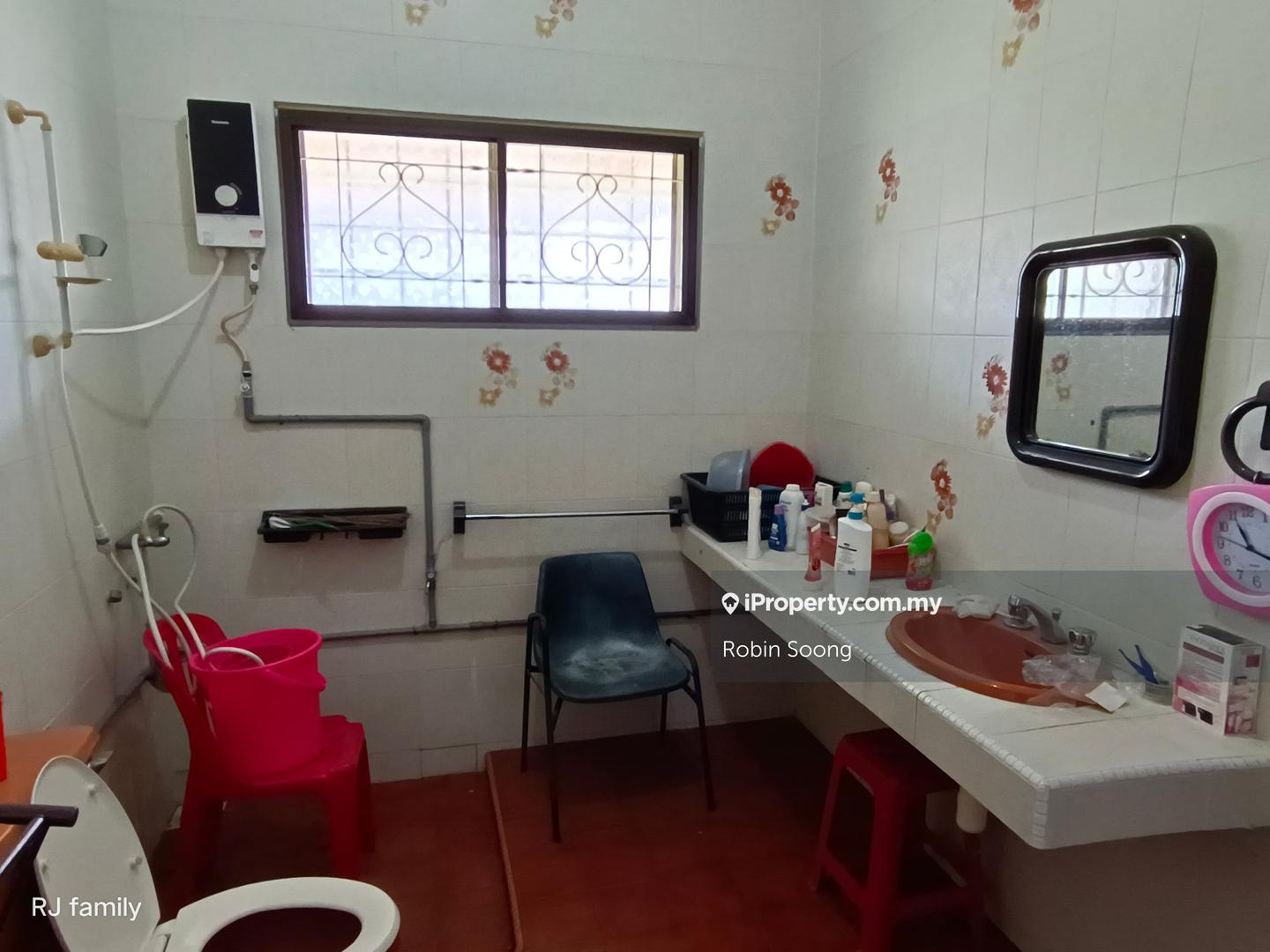 Bungalow House for Sale in Taman Muhibbah, Klebang by Robin Soong - iProperty.com.my