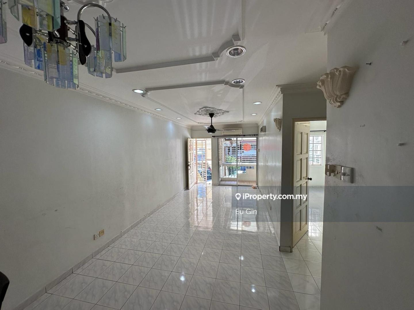 Townhouse for Sale in Taman Saga, Ampang by Eu Gin - iProperty.com.my