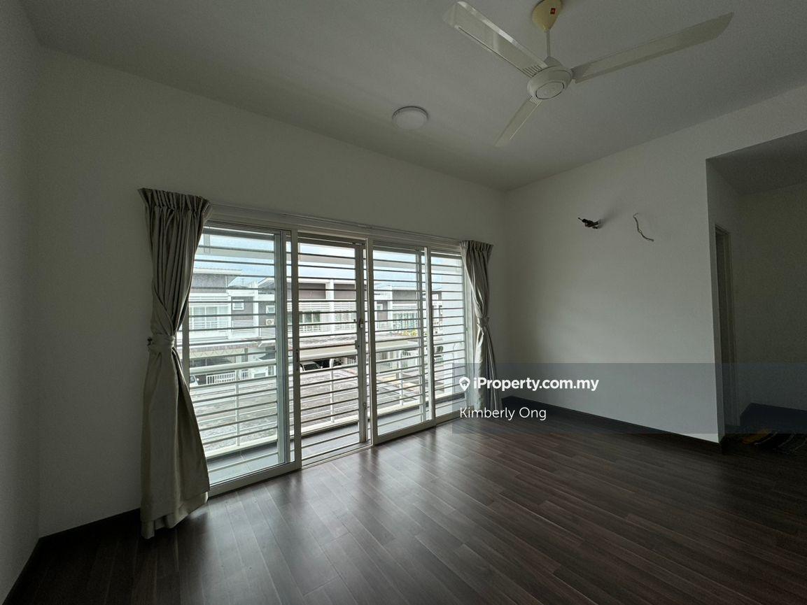 Rumah Berangkai 2 Tingkat untuk Dijual di Laman Azalea, Nilai Impian, Nilai, Bangi, Kajang, Nilai oleh Kimberly Ong - iProperty.com.my