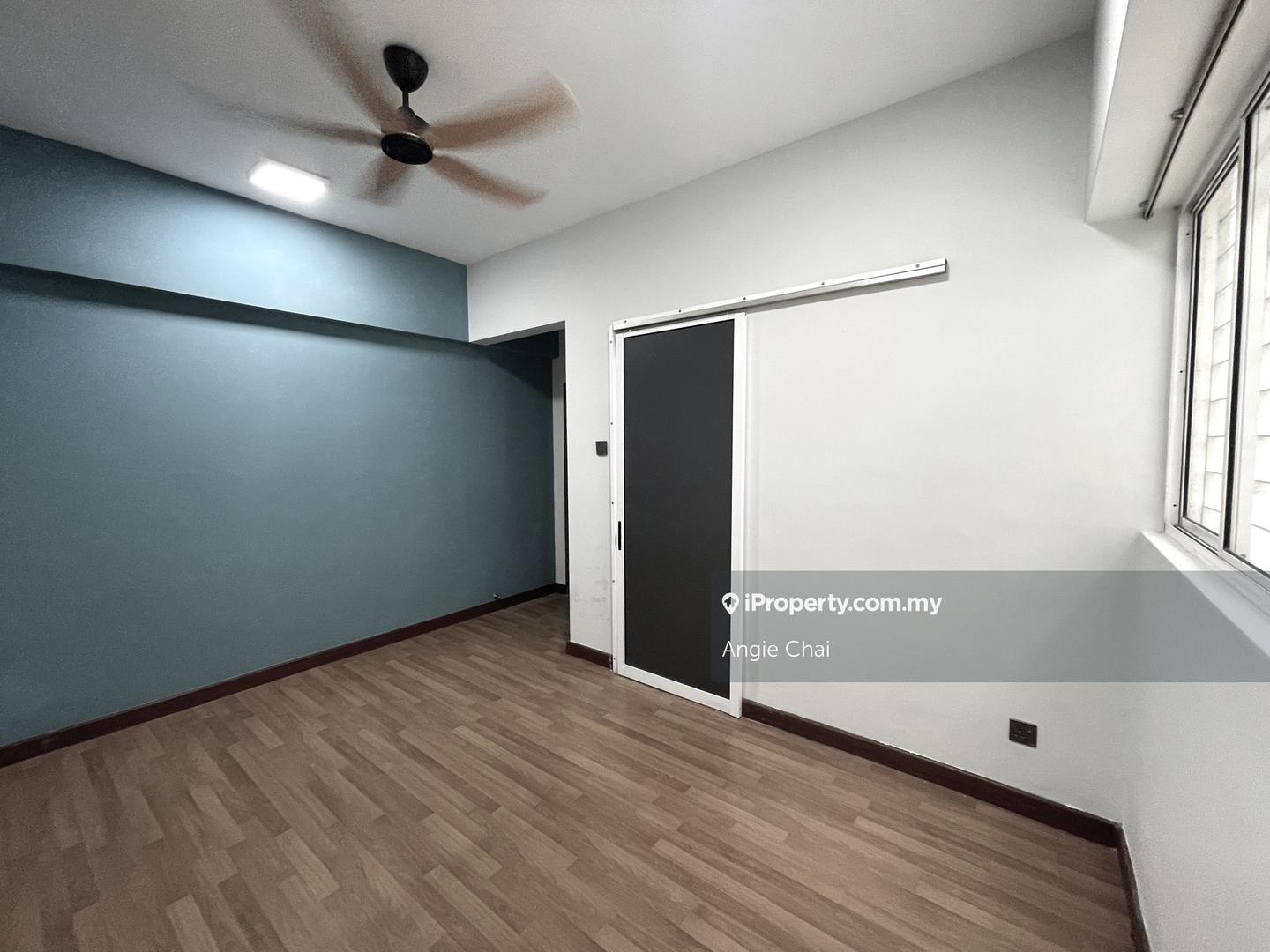 Condominium for Sale in The Plaza Condominium by Angie Chai - iProperty.com.my