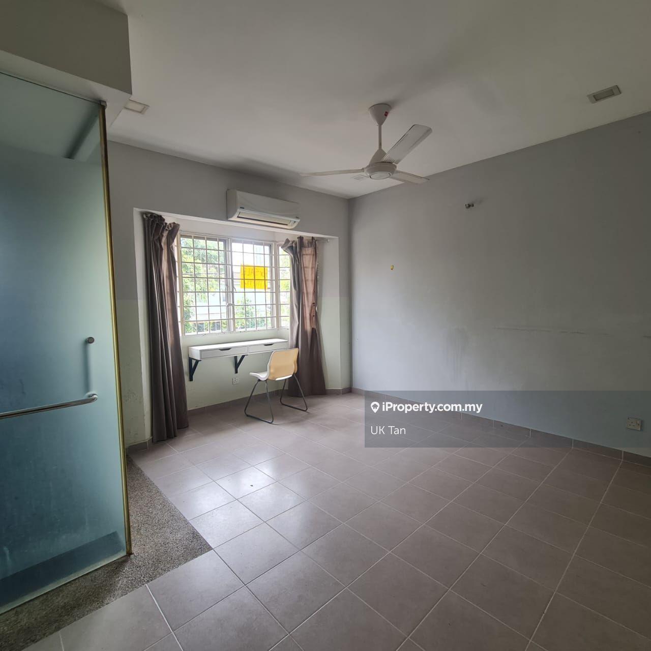 Rumah Berangkai 2 Tingkat untuk Dijual di Puchong Utama (Seksyen 12), Puchong oleh UK Tan - iProperty.com.my